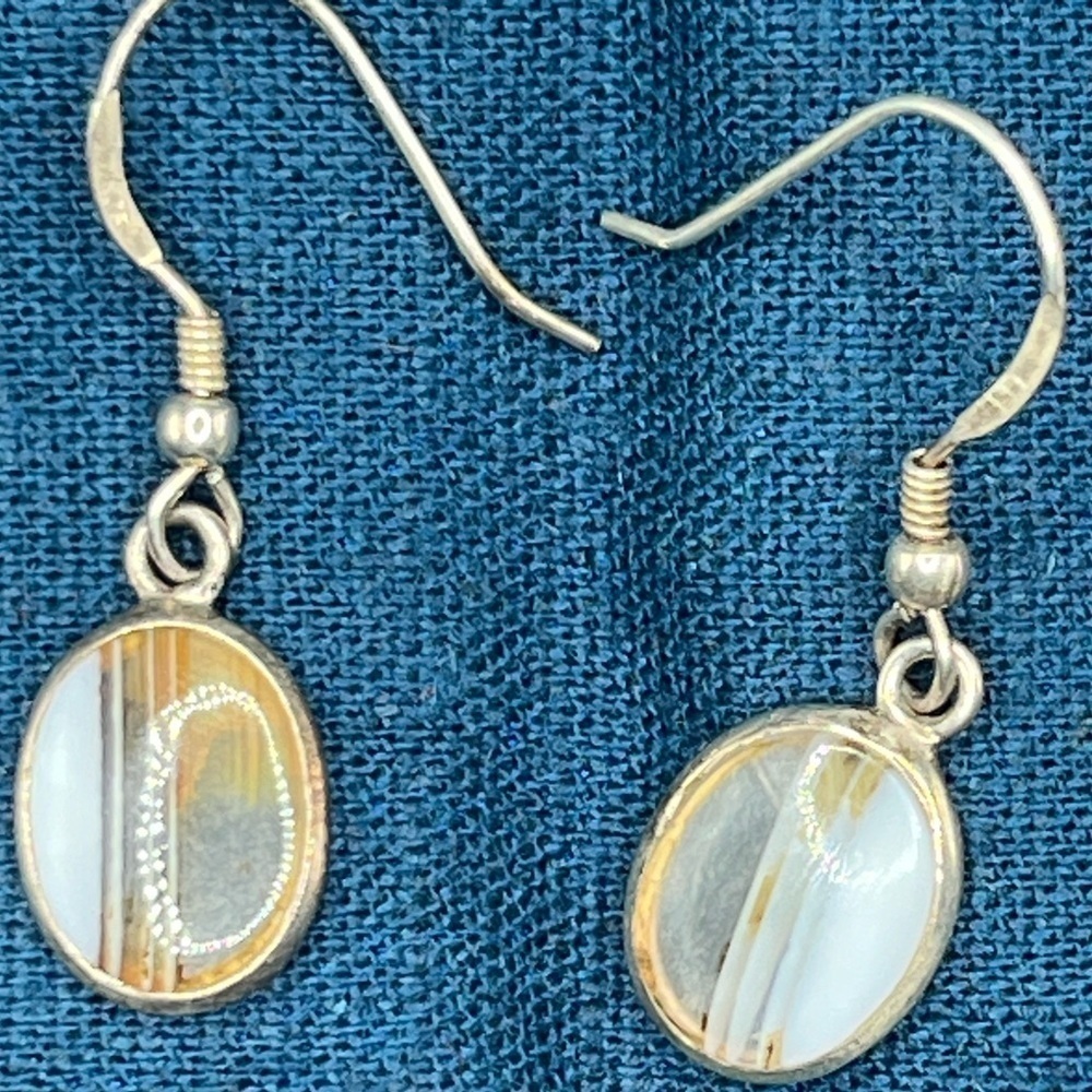 Sterling Silver and Agate Dangling oval earrings classic minimalist career